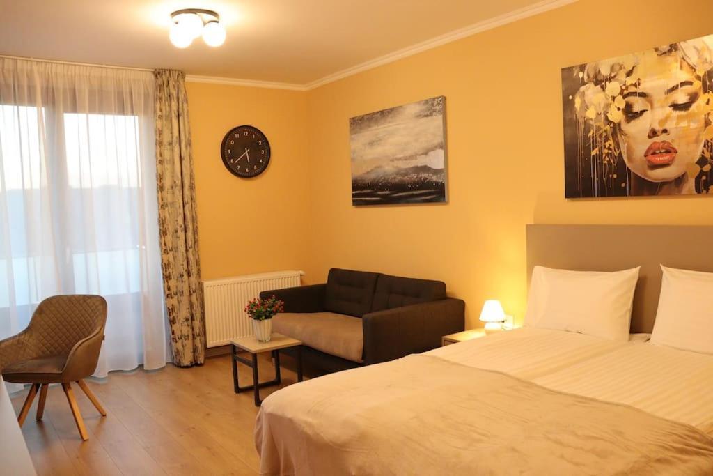 Parklake Home Κλουζ-Ναπόκα Εξωτερικό φωτογραφία